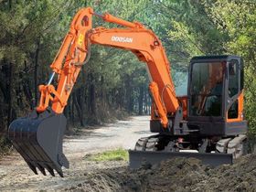 Вид 0: DOOSAN DX80LC гусеничный экскаватор