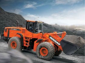 Вид 0: DOOSAN DL450A фронтальный погрузчик